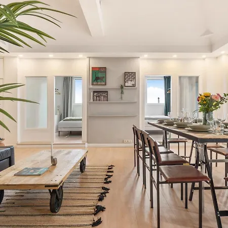 Urban Loft - 180 Skyline Balkon - 4sz - Hbf Apartment Berlin