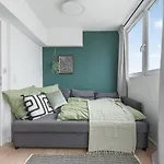 Urban Loft - 180 Skyline Balkon - 4sz - Hbf アパート