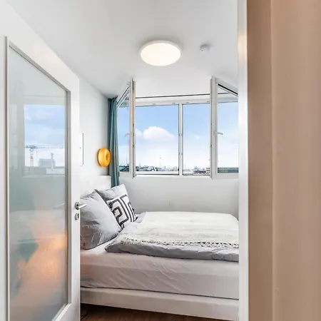 Apartament Urban Loft - 180 Skyline Balkon - 4 Schlafzimmer - Nahe Des Hauptbahnhofs - Parkplatz Moeglich *