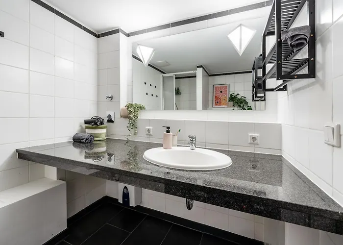 Apartman Urban Loft - 180 Skyline Balkon - 4sz - Hbf *