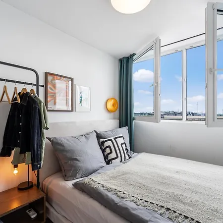 Urban Loft - 180 Skyline Balkon - 4sz - Hbf Apartment *