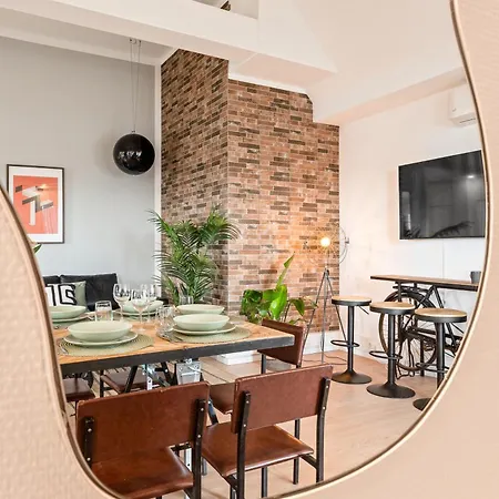 Urban Loft - 180 Skyline Balkon - 4sz - Hbf *